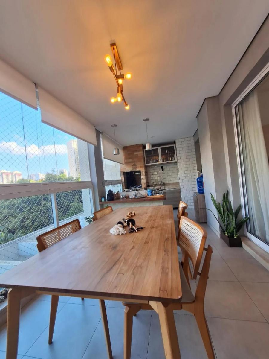 Apartamento – Chácara Santo Antônio – 3 Suítes – 138m².