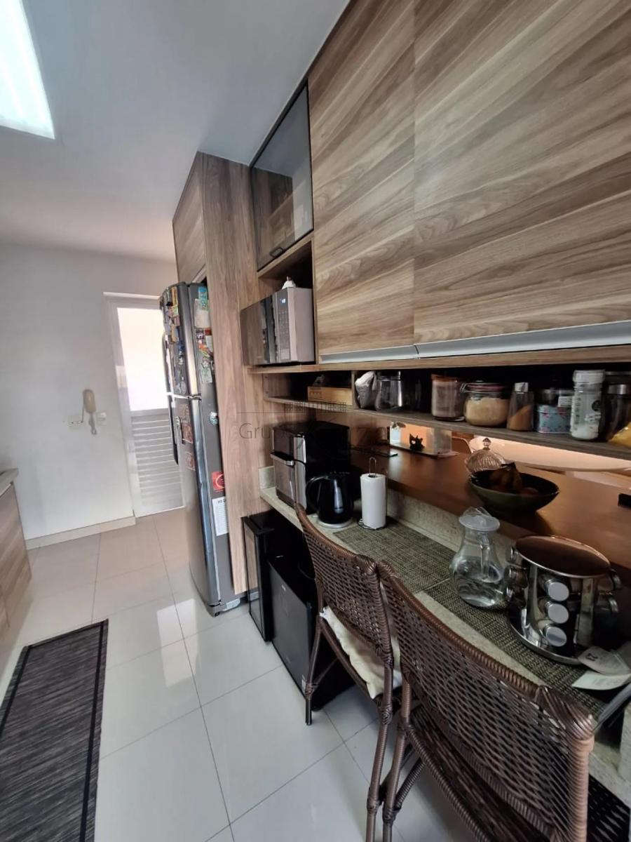 Apartamento – Chácara Santo Antônio – 3 Suítes – 138m².