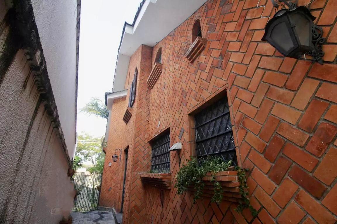 Deslumbrante casa tipo para locação em Morumbi com 6 quartos, sendo 4 suítes, 600m² – remaxmonarca#A