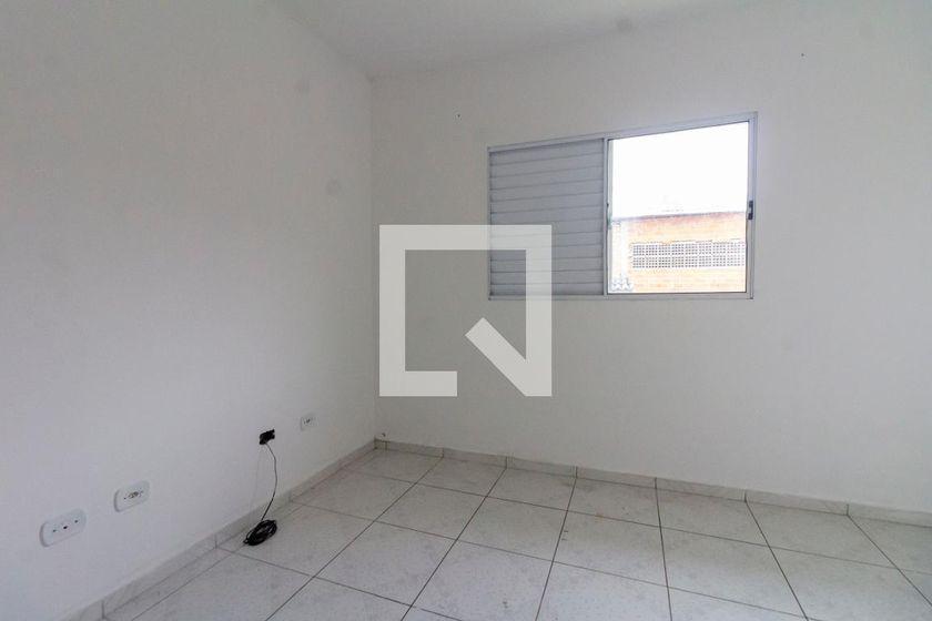 Casa à Venda – Itaquera, 2 Quartos, 80 m² – São Paulo