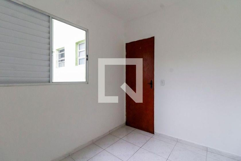 Casa à Venda – Itaquera, 2 Quartos, 80 m² – São Paulo