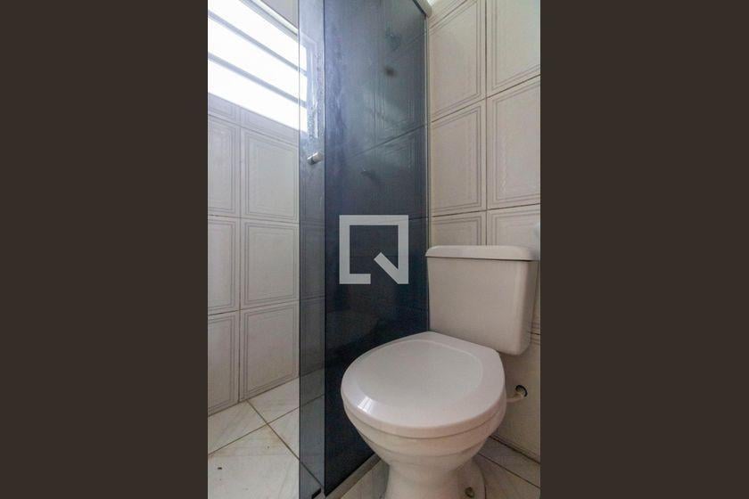 Casa à Venda – Itaquera, 2 Quartos, 80 m² – São Paulo