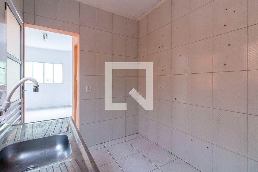 Casa à Venda – Itaquera, 2 Quartos, 80 m² – São Paulo
