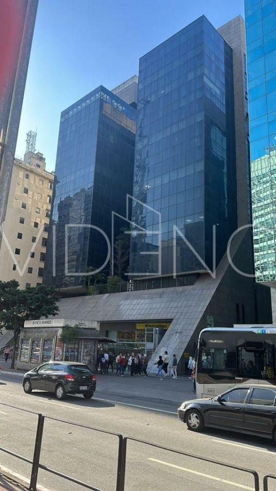 Sala Comercial Super Bem Localizada!