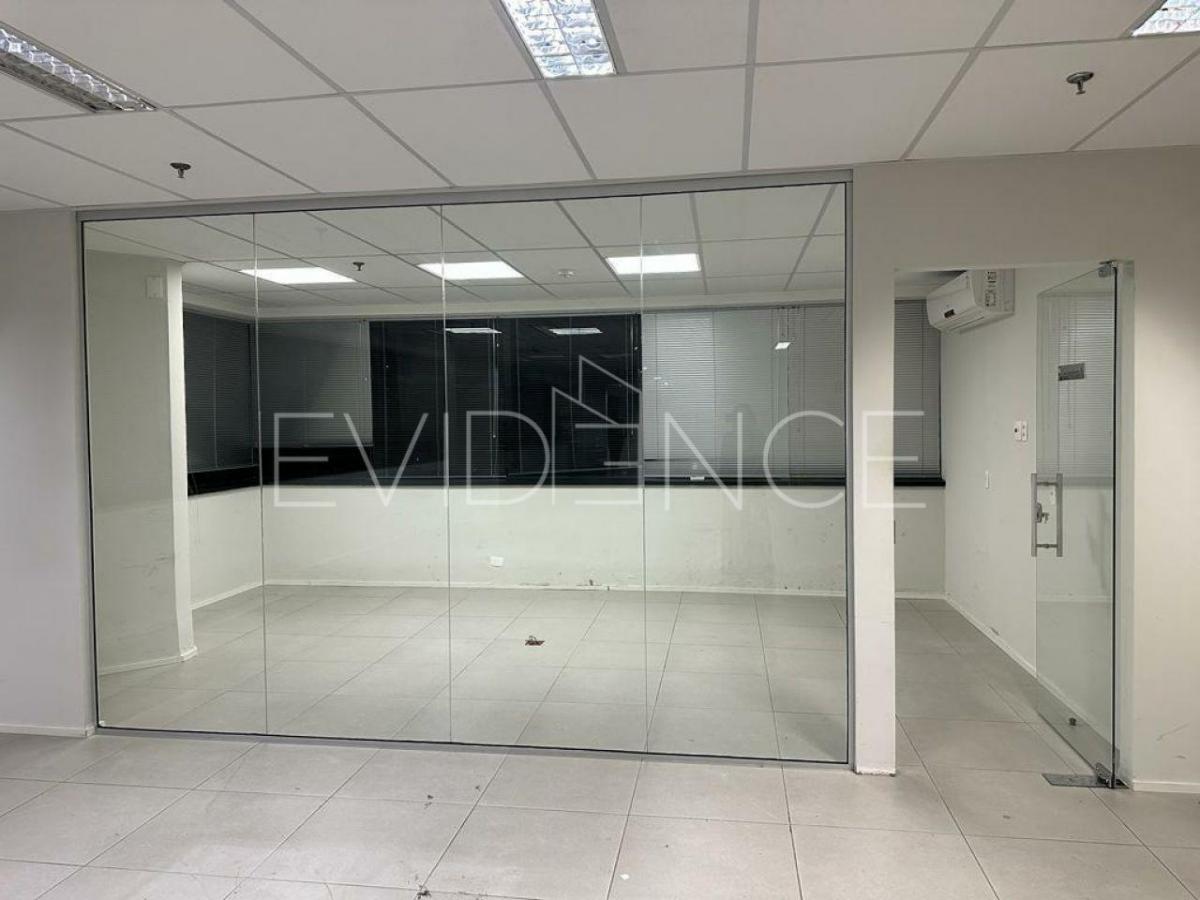 Sala Comercial Super Bem Localizada!