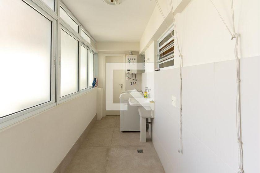 Apartamento à Venda – Itaim Bibi, 3 Quartos, 152 m² – São Paulo