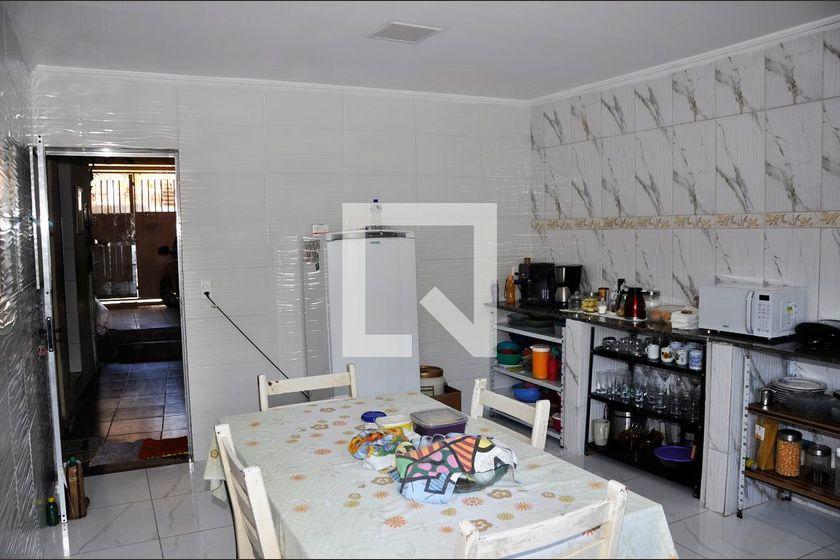 Casa à Venda – Jardim Peri, 3 Quartos, 65 m² – São Paulo