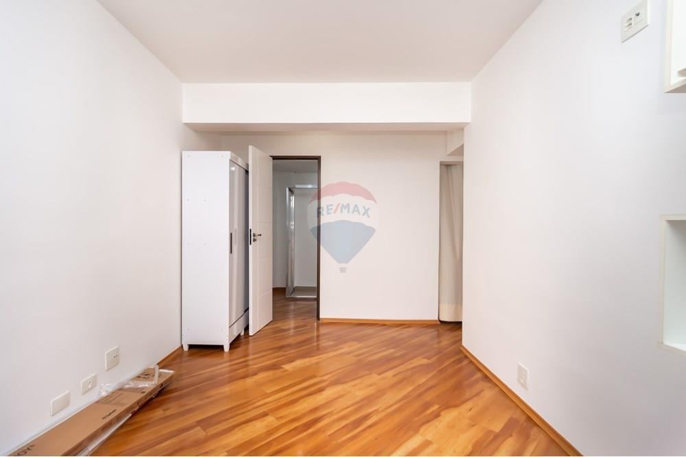 Apartamento em Moema
