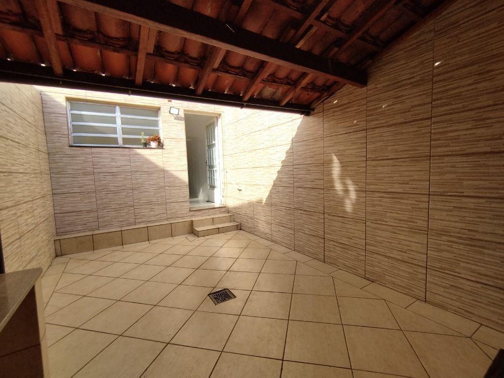 Sobrado a venda com 3 quartos sendo 1 suíte no Jd Esther/Butantã