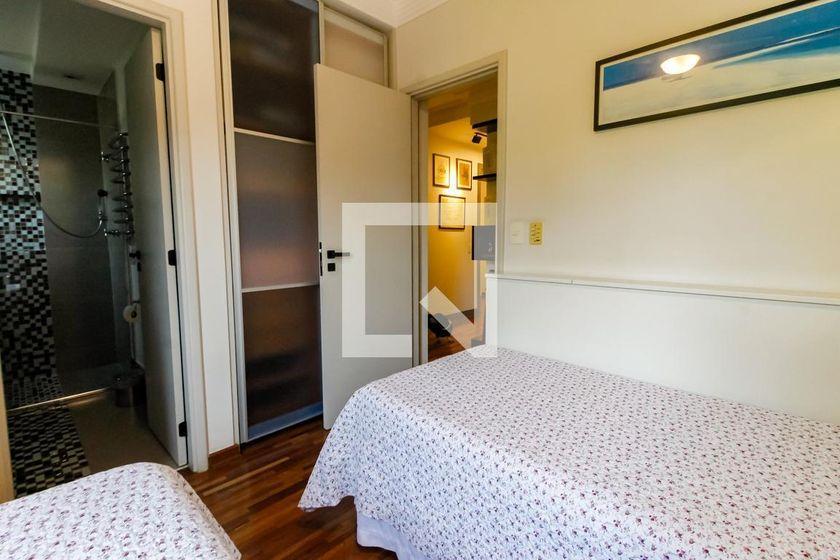 Apartamento à Venda – Panamby, 5 Quartos, 220 m² – São Paulo