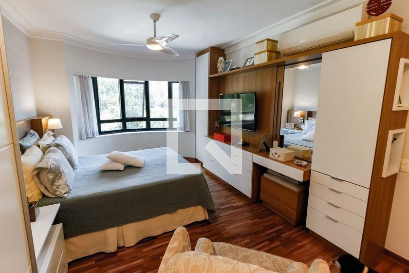 Apartamento à Venda – Panamby, 5 Quartos, 220 m² – São Paulo