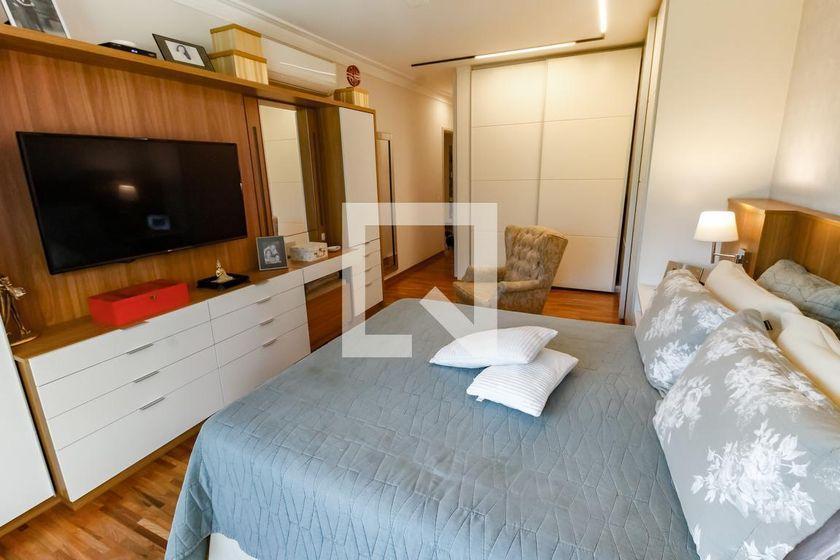 Apartamento à Venda – Panamby, 5 Quartos, 220 m² – São Paulo