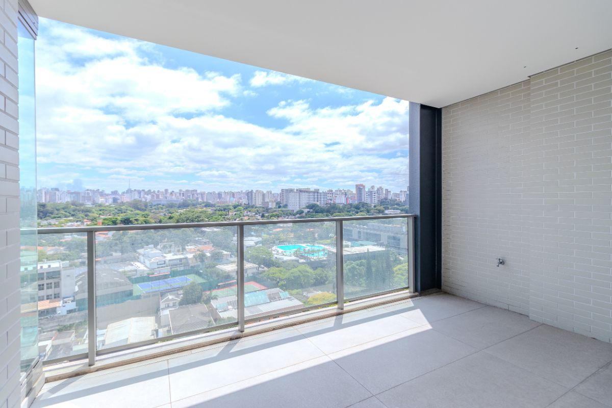 Cobertura Duplex no Condomínio Atelier 83 – Sofisticação e Espaço em Localização Privilegiada