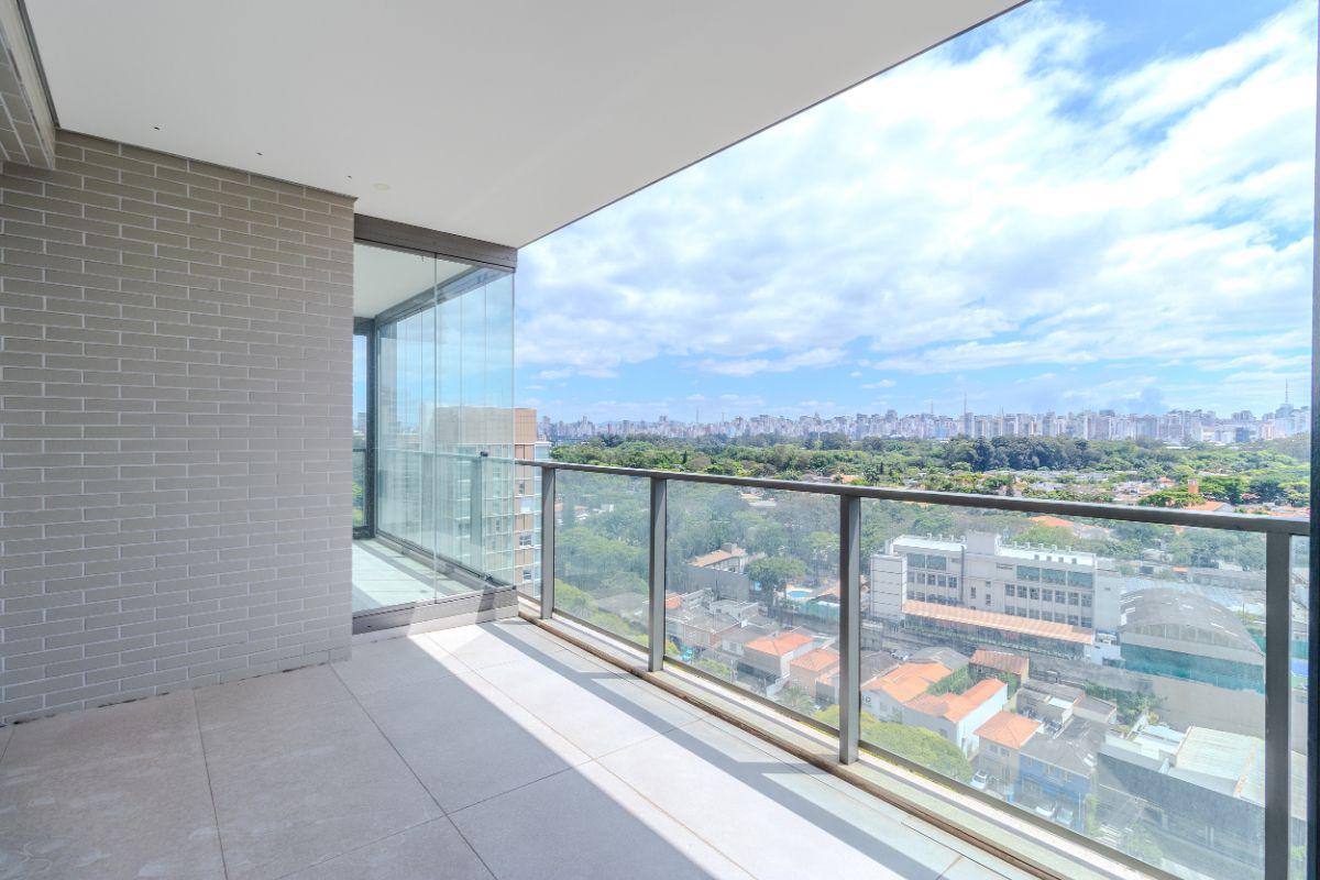 Cobertura Duplex no Condomínio Atelier 83 – Sofisticação e Espaço em Localização Privilegiada