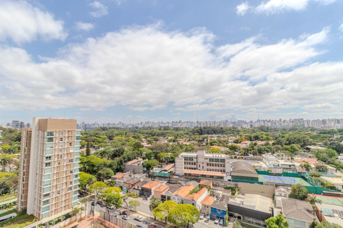 Cobertura Duplex no Condomínio Atelier 83 – Sofisticação e Espaço em Localização Privilegiada