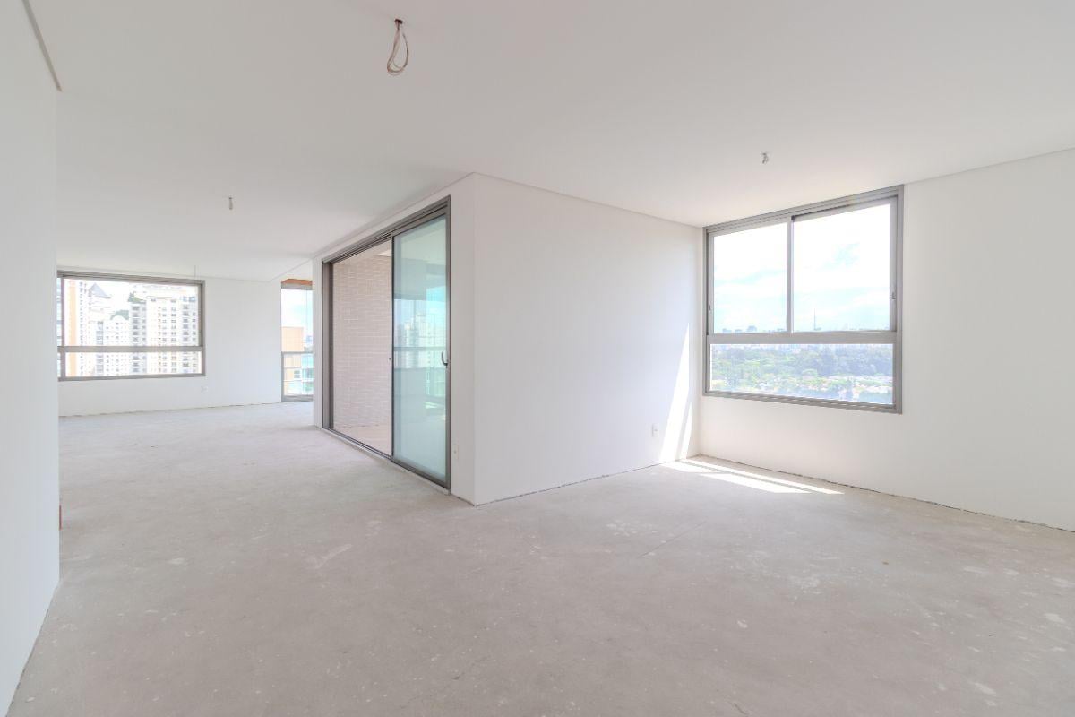 Cobertura Duplex no Condomínio Atelier 83 – Sofisticação e Espaço em Localização Privilegiada