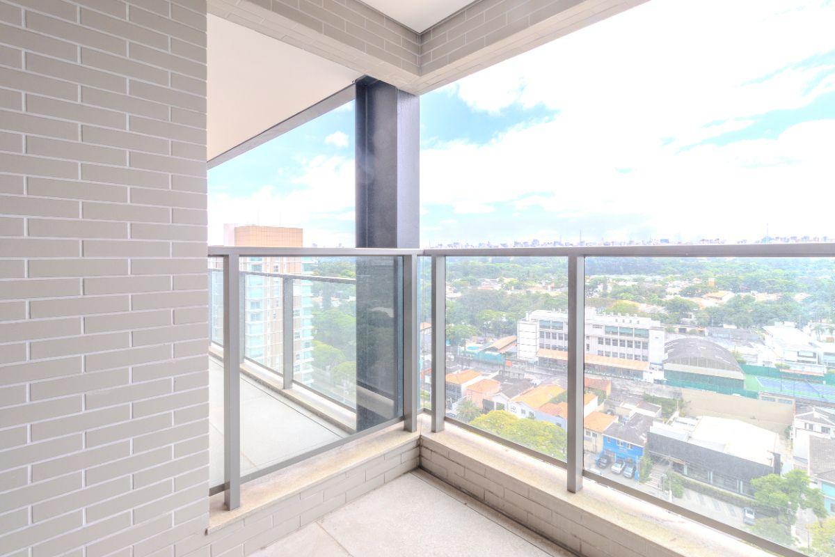 Cobertura Duplex no Condomínio Atelier 83 – Sofisticação e Espaço em Localização Privilegiada