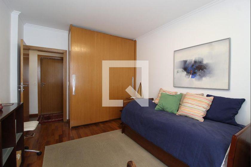 Apartamento à Venda – Itaim Bibi, 4 Quartos, 227 m² – São Paulo