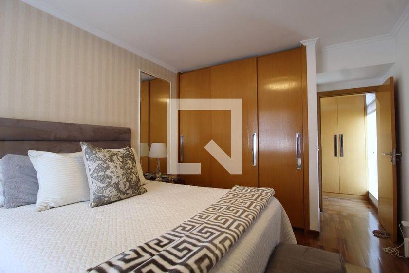 Apartamento à Venda – Itaim Bibi, 4 Quartos, 227 m² – São Paulo