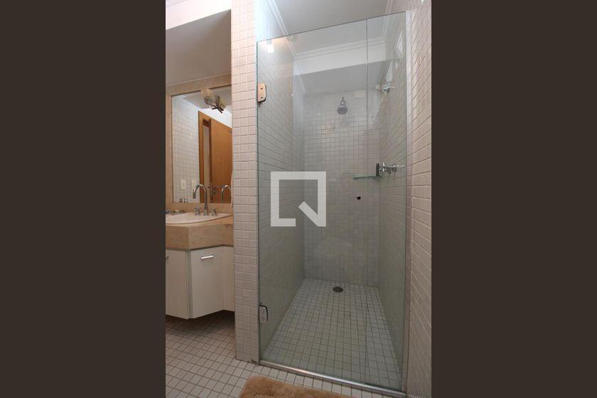 Apartamento à Venda – Itaim Bibi, 4 Quartos, 227 m² – São Paulo