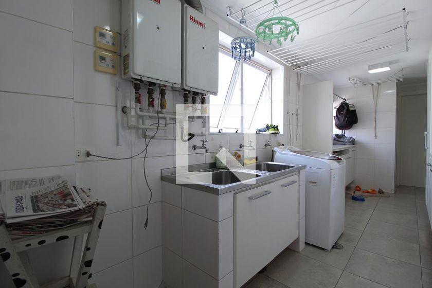 Apartamento à Venda – Itaim Bibi, 4 Quartos, 227 m² – São Paulo