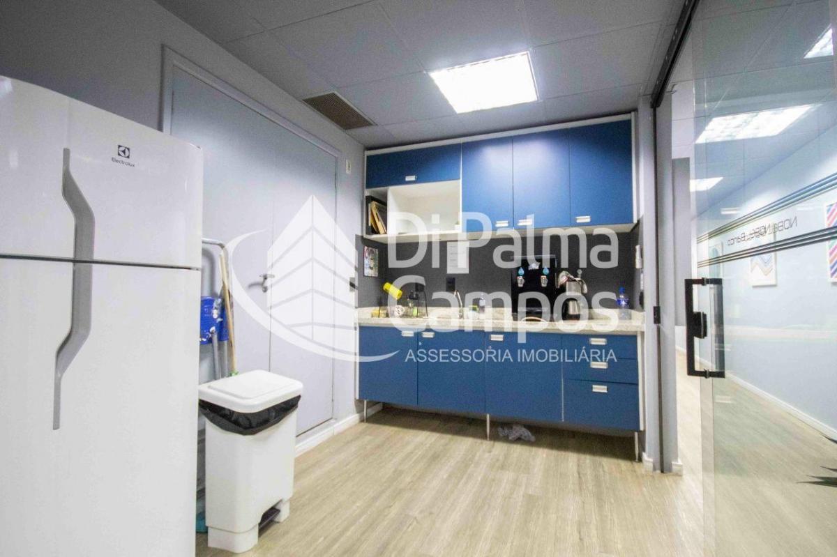 Laje corporativa com 578 m², andar inteiro e 10 vagas próxima à Avenida Paulista e MASP