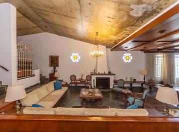 Confortável casa tipo para venda em Campo Belo com 5 quartos, sendo 4 suítes, 324.72m² – remaxincorp