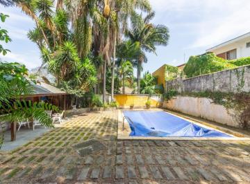 Confortável casa tipo para venda em Campo Belo com 5 quartos, sendo 4 suítes, 324.72m² – remaxincorp