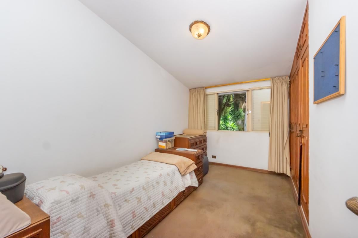 Confortável casa tipo para venda em Campo Belo com 5 quartos, sendo 4 suítes, 324.72m² – remaxincorp