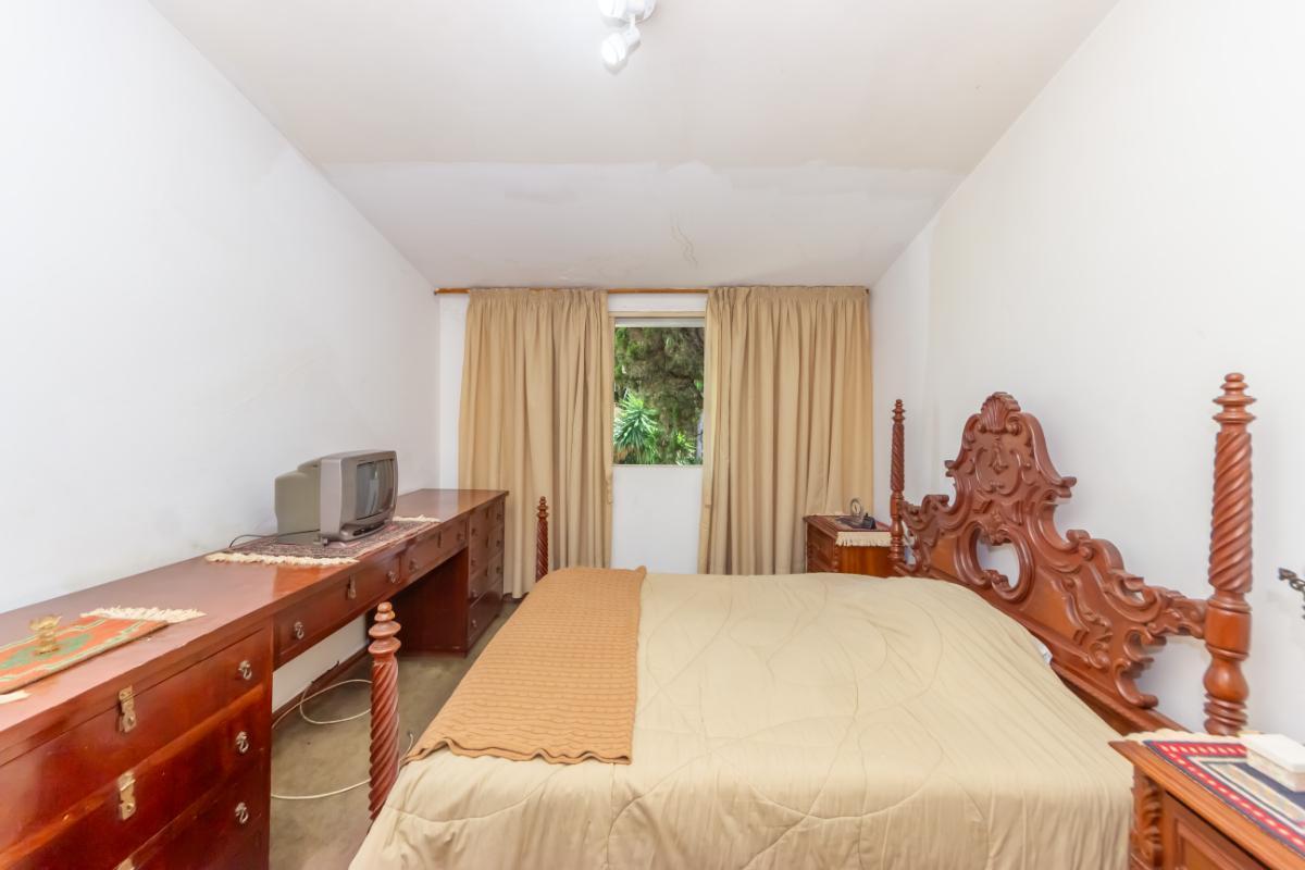 Confortável casa tipo para venda em Campo Belo com 5 quartos, sendo 4 suítes, 324.72m² – remaxincorp