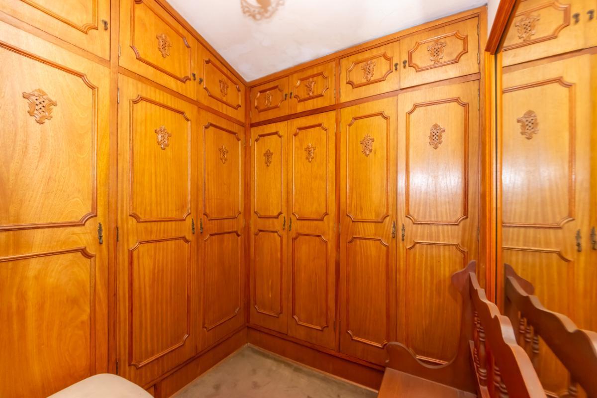 Confortável casa tipo para venda em Campo Belo com 5 quartos, sendo 4 suítes, 324.72m² – remaxincorp