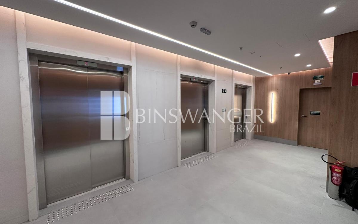 Conjunto Comercial de 935m² para á Locação – Pinheiros