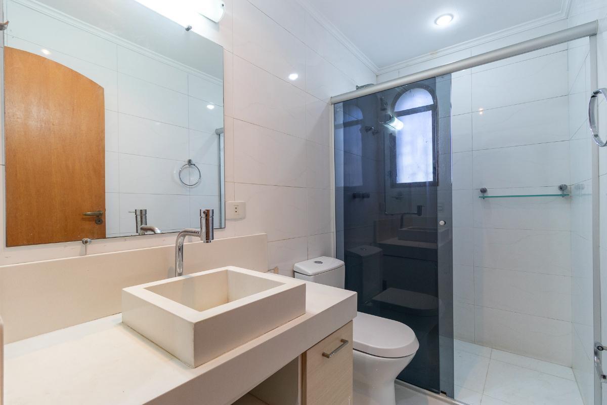 Casa no condomínio Condomínio Arcobaleno para venda com 5 quartos, sendo 3 suítes, 366.6m² – therema