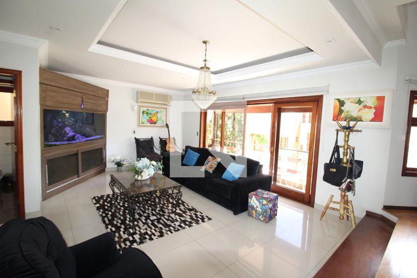 Casa à Venda – Água Fria, 6 Quartos, 388 m² – São Paulo