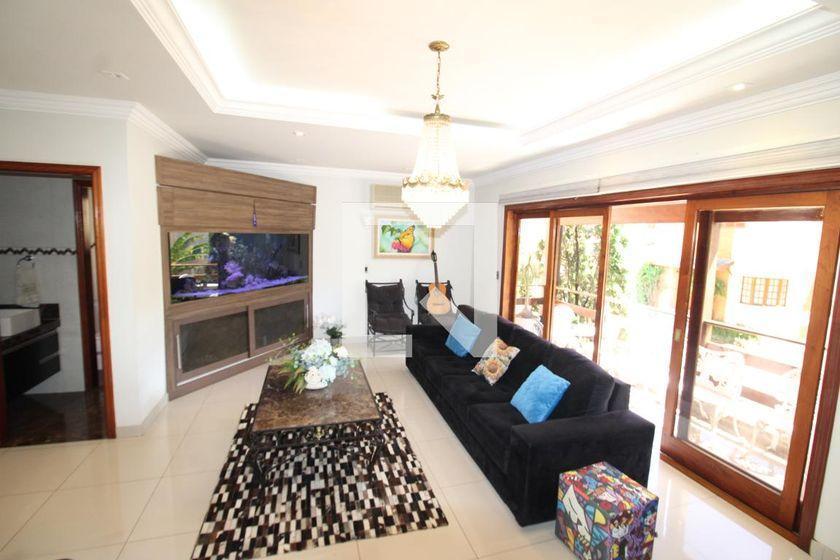 Casa à Venda – Água Fria, 6 Quartos, 388 m² – São Paulo