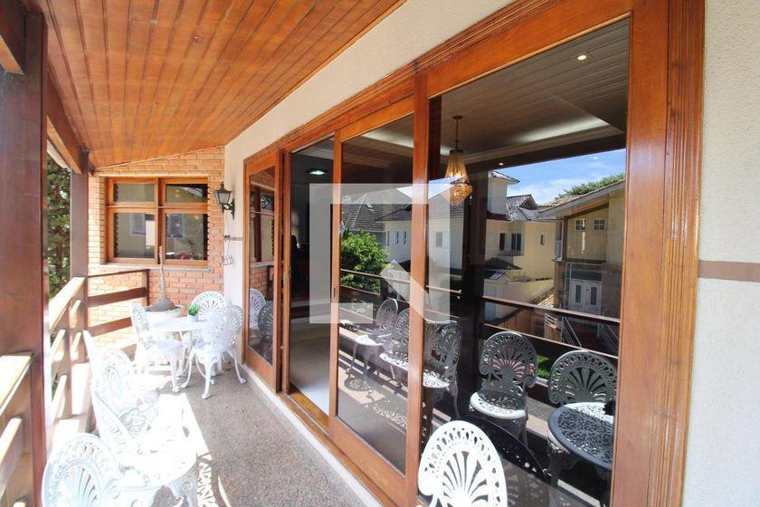 Casa à Venda – Água Fria, 6 Quartos, 388 m² – São Paulo