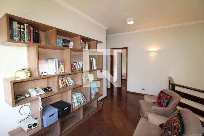 Casa à Venda – Água Fria, 6 Quartos, 388 m² – São Paulo