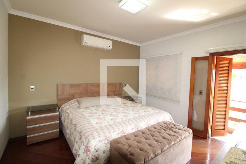 Casa à Venda – Água Fria, 6 Quartos, 388 m² – São Paulo