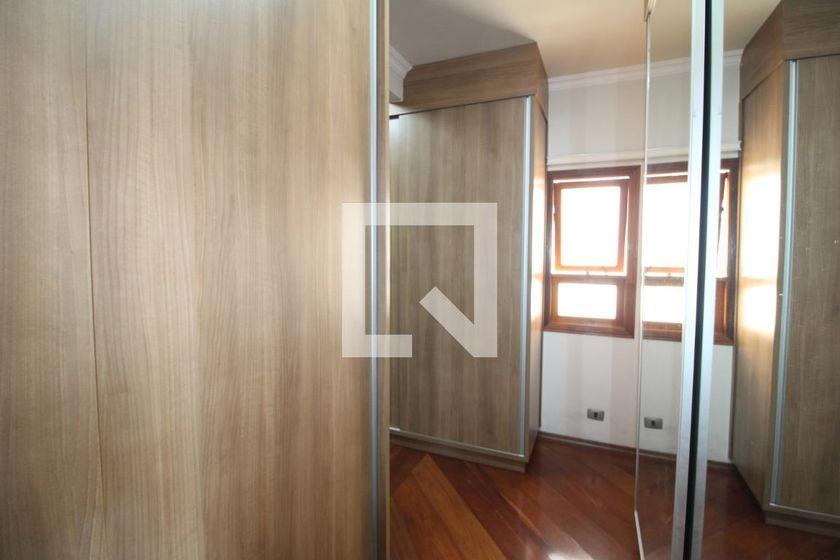 Casa à Venda – Água Fria, 6 Quartos, 388 m² – São Paulo