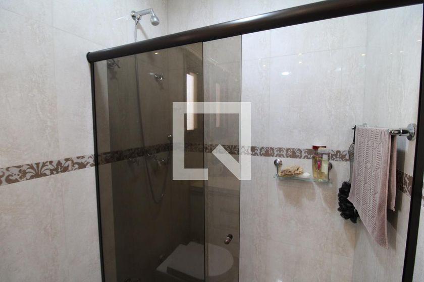 Casa à Venda – Água Fria, 6 Quartos, 388 m² – São Paulo