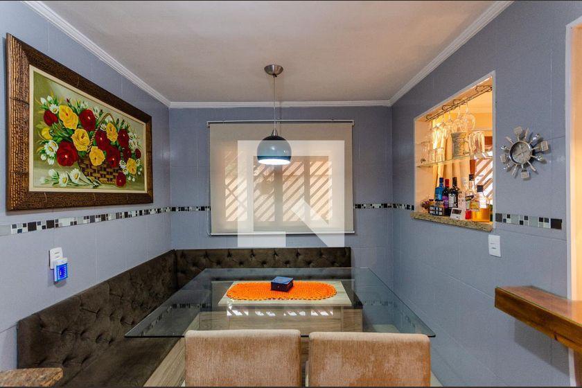 Casa à Venda – Piqueri, 2 Quartos, 110 m² – São Paulo