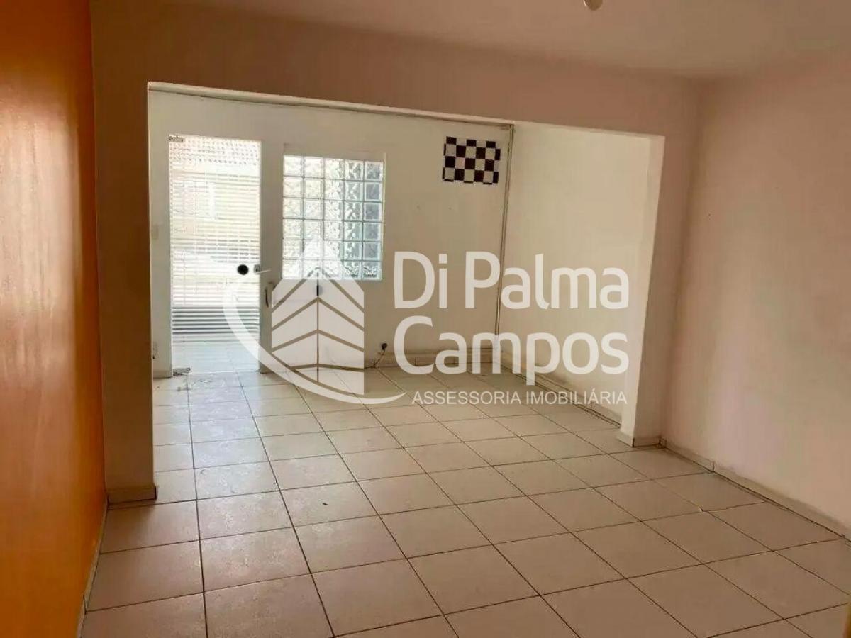 Casa no bairro Saúde com 5 quartos, quintal e fácil acesso ao metrô