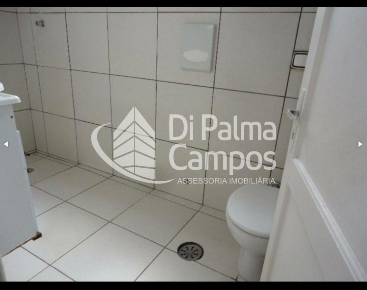 Casa no bairro Saúde com 5 quartos, quintal e fácil acesso ao metrô