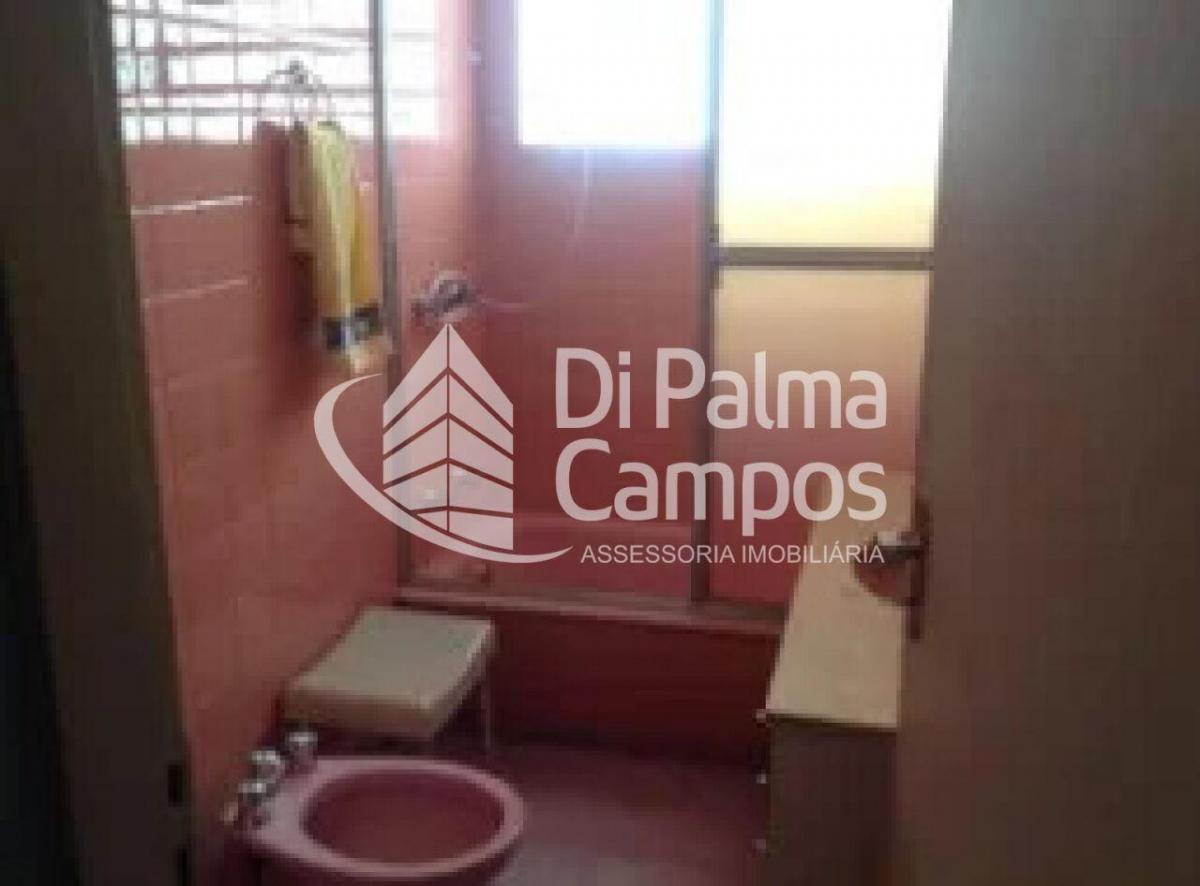 Casa mista para locação na Vila Mariana com 3 quartos, quintal e 2 vagas
