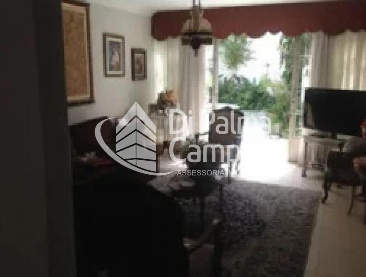 Casa mista para locação na Vila Mariana com 3 quartos, quintal e 2 vagas