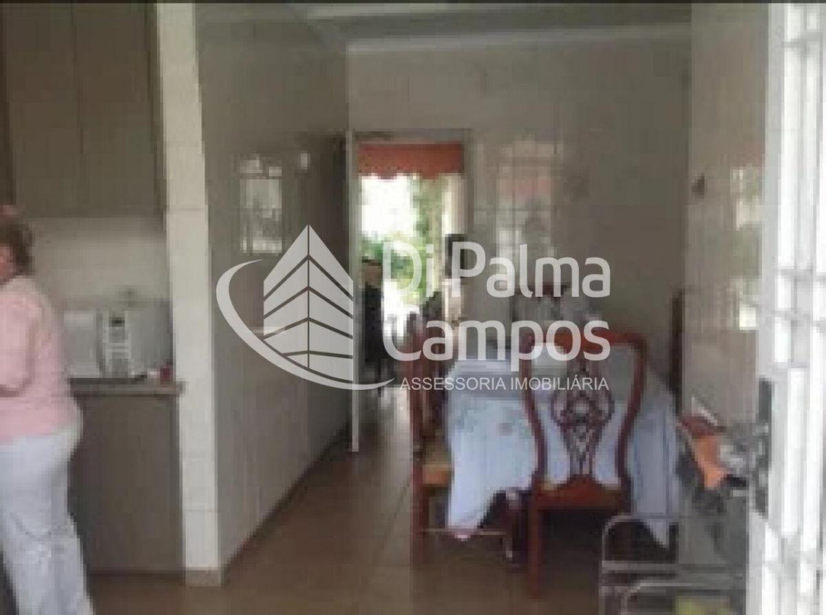 Casa mista para locação na Vila Mariana com 3 quartos, quintal e 2 vagas