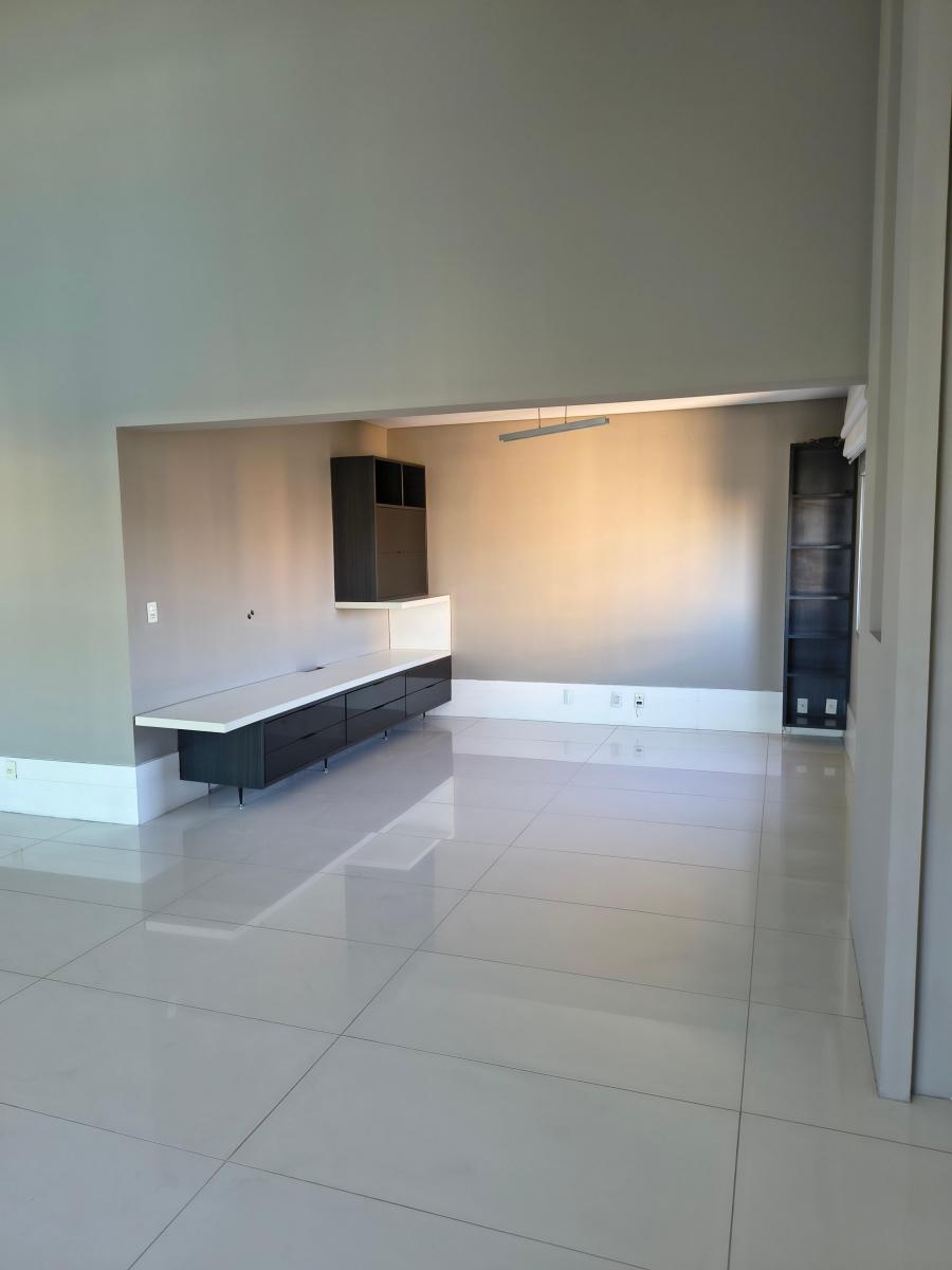 Villaggio Panamby 233.000 m² 04 Suítes 260 M² 4 Vagas + Depósito e Lazer de Club