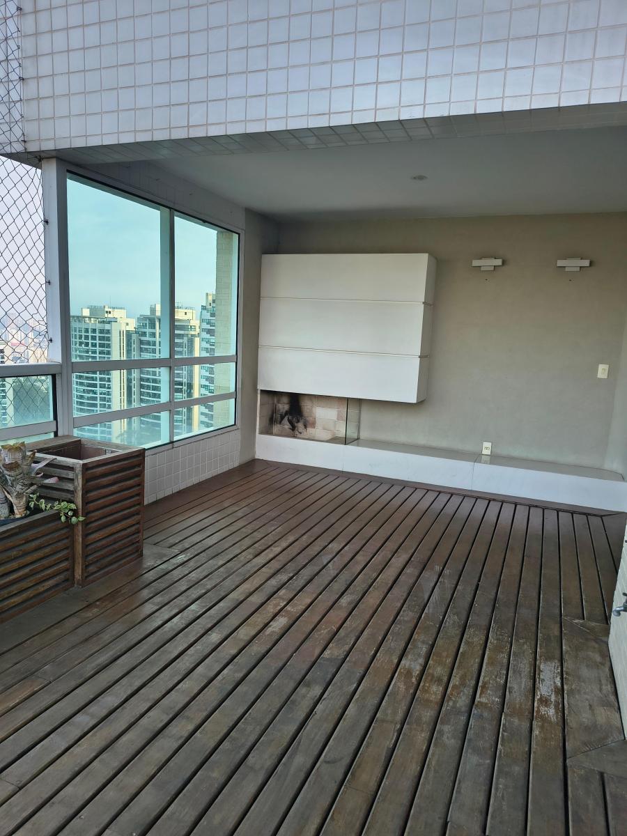Villaggio Panamby 233.000 m² 04 Suítes 260 M² 4 Vagas + Depósito e Lazer de Club