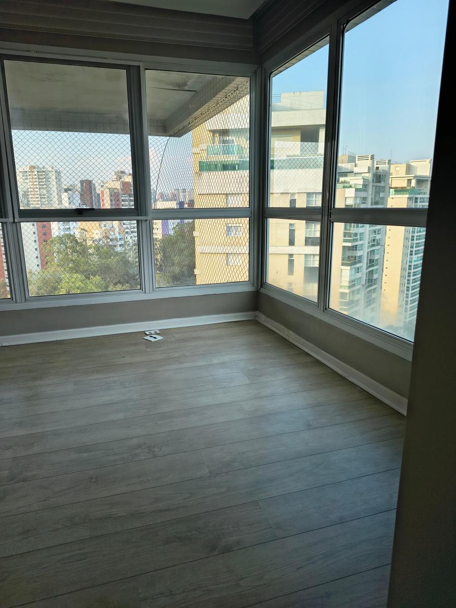 Villaggio Panamby 233.000 m² 04 Suítes 260 M² 4 Vagas + Depósito e Lazer de Club