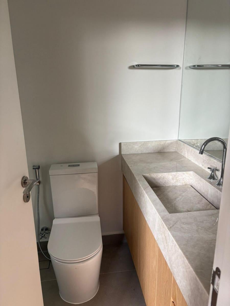 Casa de Alto Padrão em Condomínio Cidade Jardim